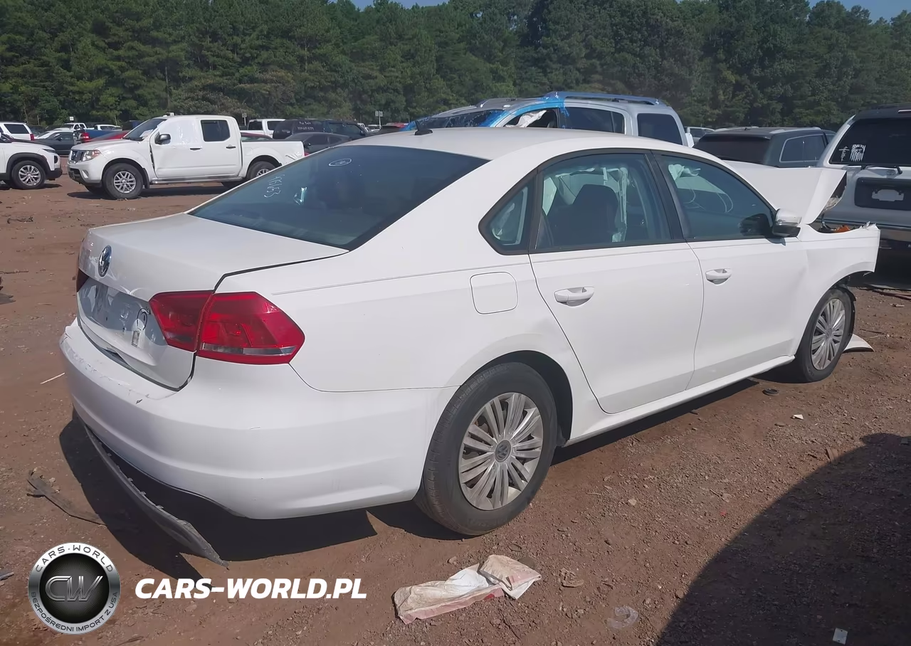 2014 Volkswagen Passat 2.5L S VIN:1VWAP7A34EC021017 - 4
