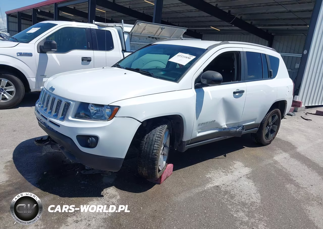2017 Jeep Compass Latitude 4X4 VIN:1C4NJDEB8HD168199 - 2