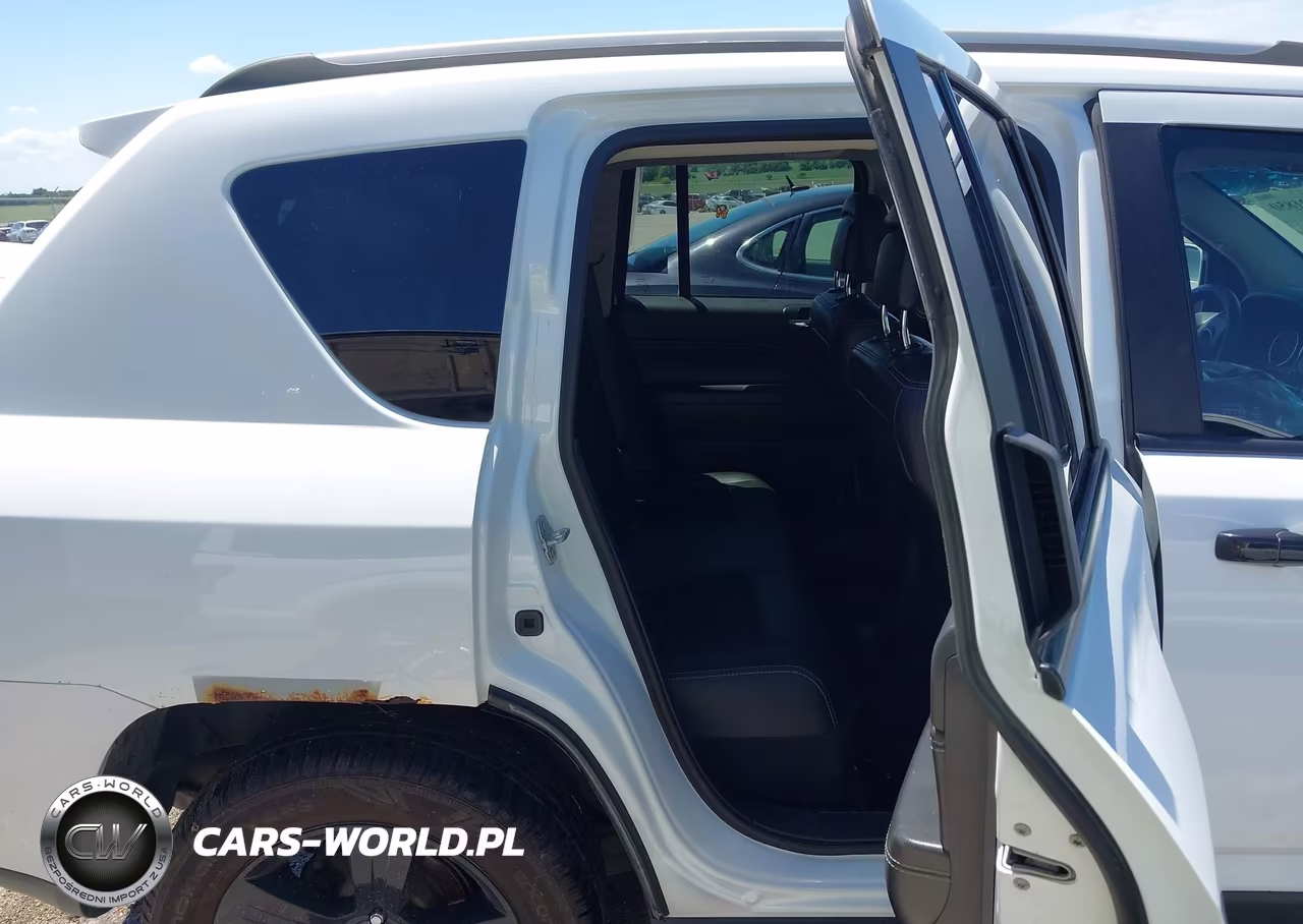 2017 Jeep Compass Latitude 4X4 VIN:1C4NJDEB8HD168199 - 8