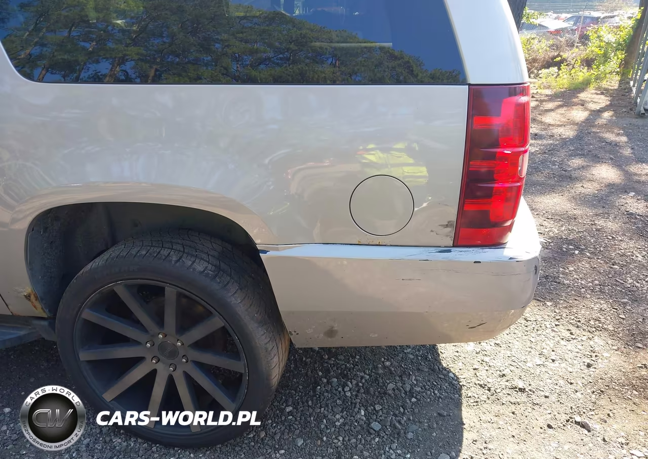 2007 Chevrolet Suburban Lt VIN:1GNFK16317J170083 - 6