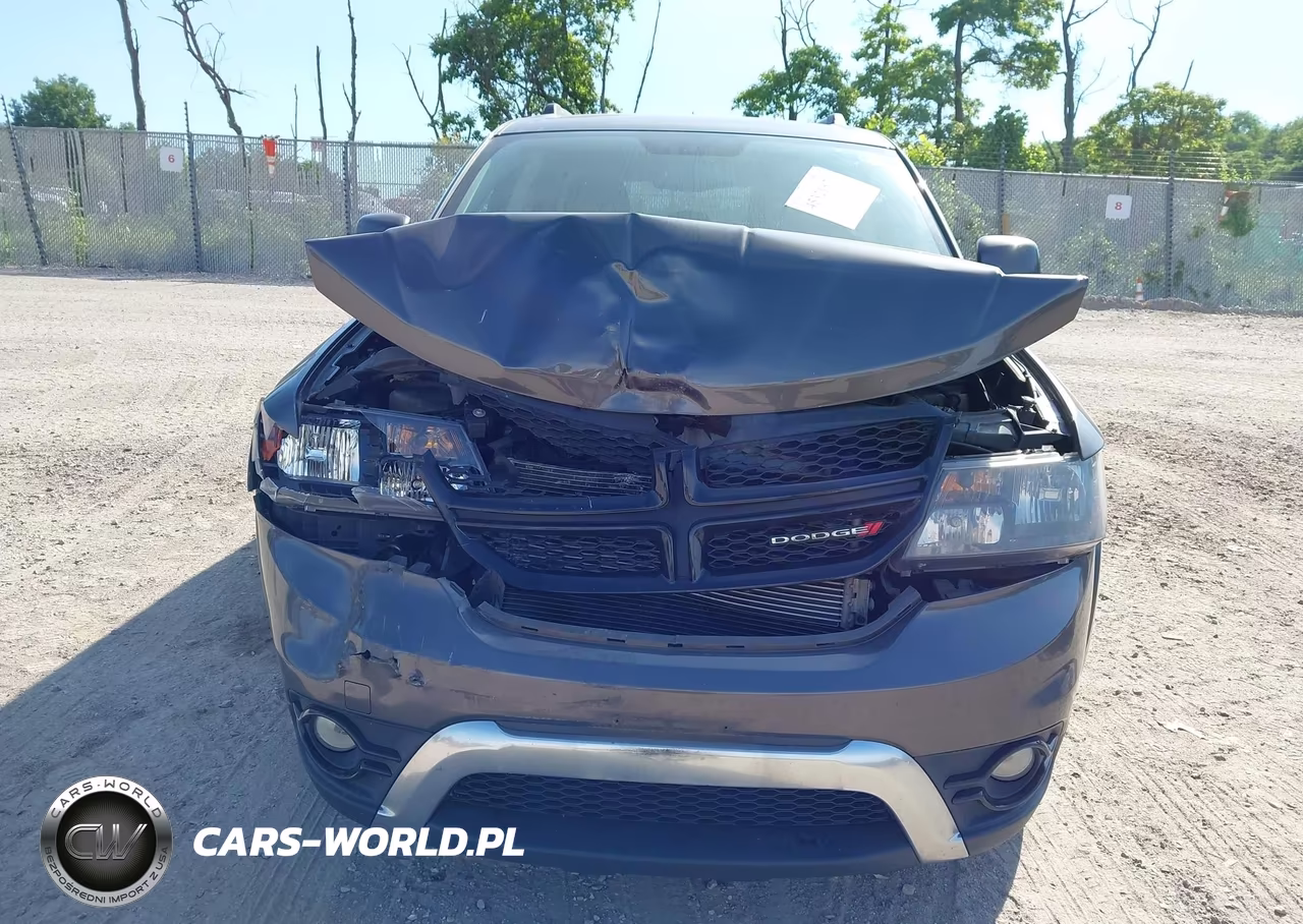 2017 Dodge Journey Crossroad VIN:3C4PDCGBXHT525464 - 12