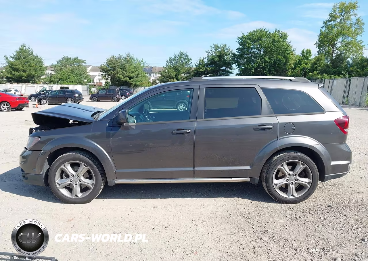 2017 Dodge Journey Crossroad VIN:3C4PDCGBXHT525464 - 14