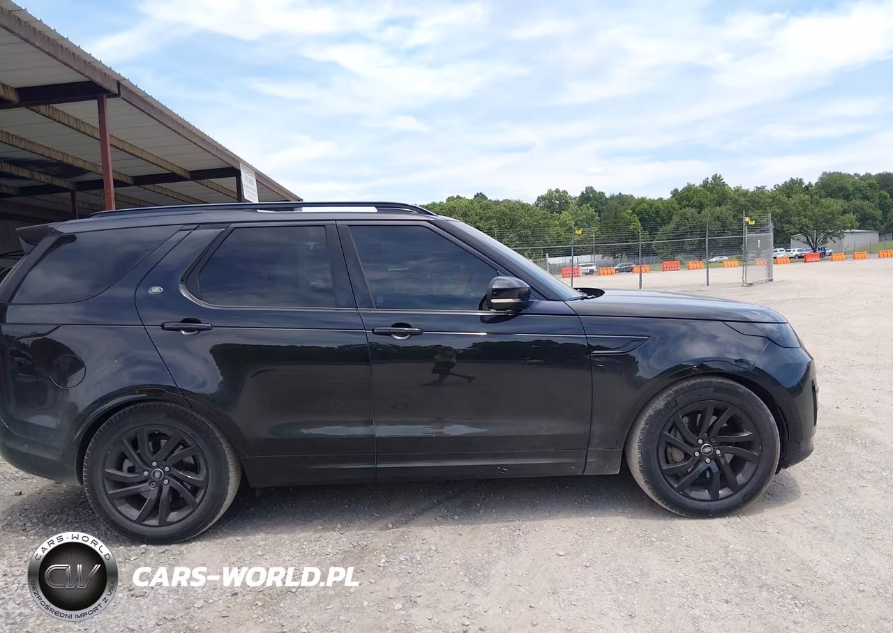 2020 Land Rover Discovery Landmark Edition VIN:SALRU2RV2L2436422 - 13
