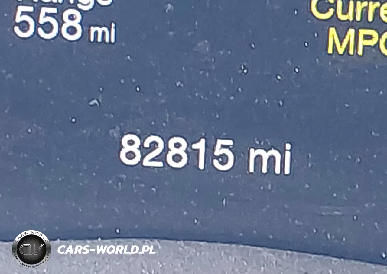 2019 Jeep Grand Cherokee Laredo E 4X4 VIN:1C4RJFAG0KC782420 - 15