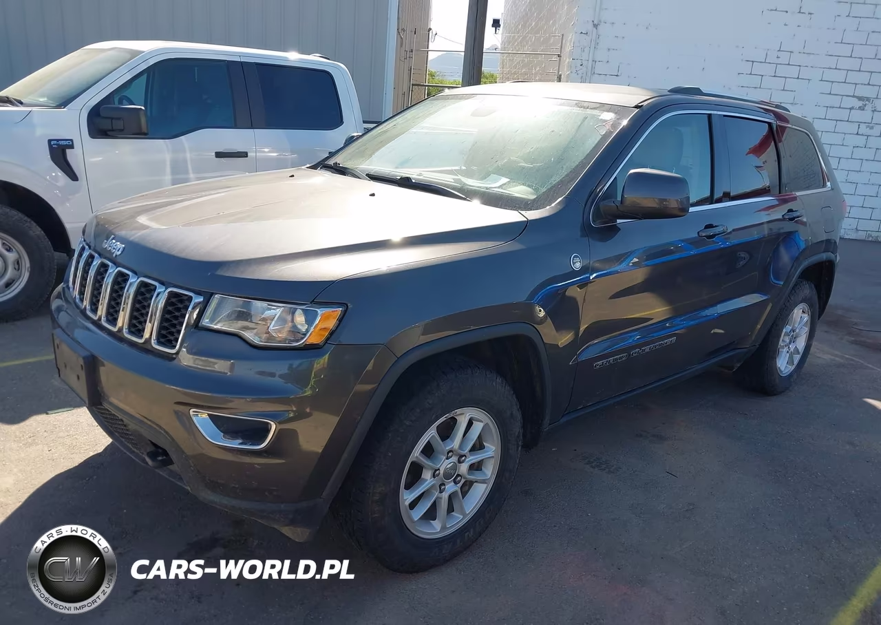 2019 Jeep Grand Cherokee Laredo E 4X4 VIN:1C4RJFAG0KC782420 - 2