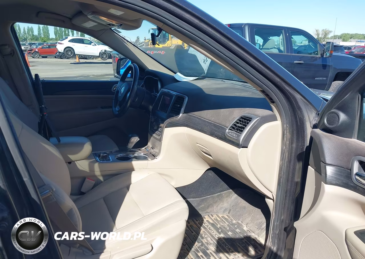 2019 Jeep Grand Cherokee Laredo E 4X4 VIN:1C4RJFAG0KC782420 - 5