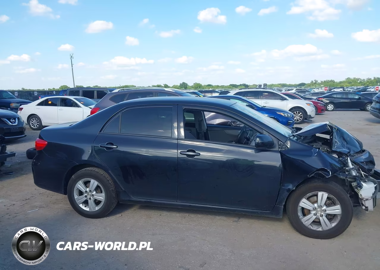 2011 Toyota Corolla Le VIN:JTDBU4EEXB9159812 - 13