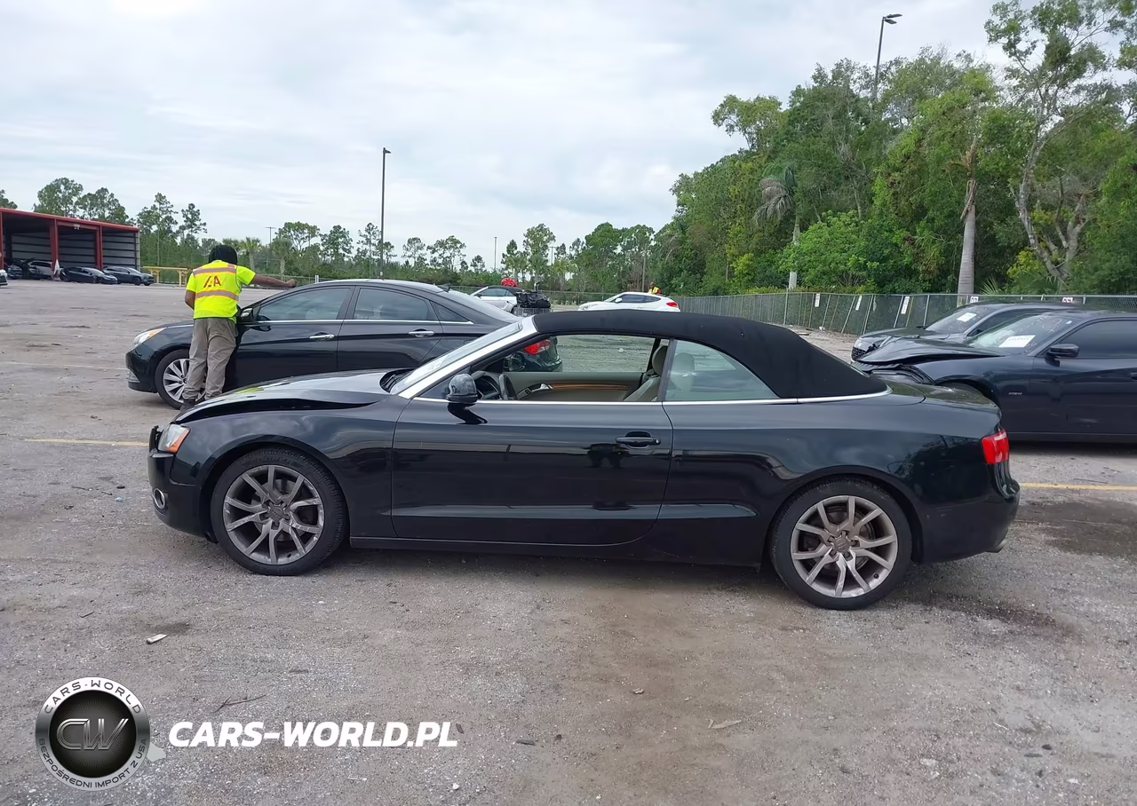 2010 Audi A5 2.0T Premium VIN:WAUAFAFH9AN017712 - 14