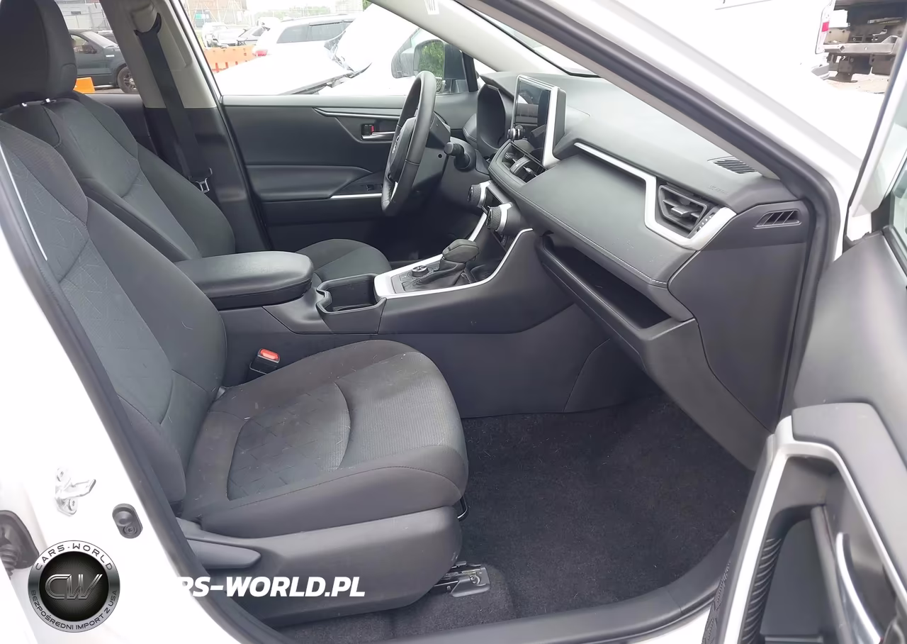 2024 Toyota Rav4 Hybrid Xle VIN:4T3RWRFV6RU163015 - 5