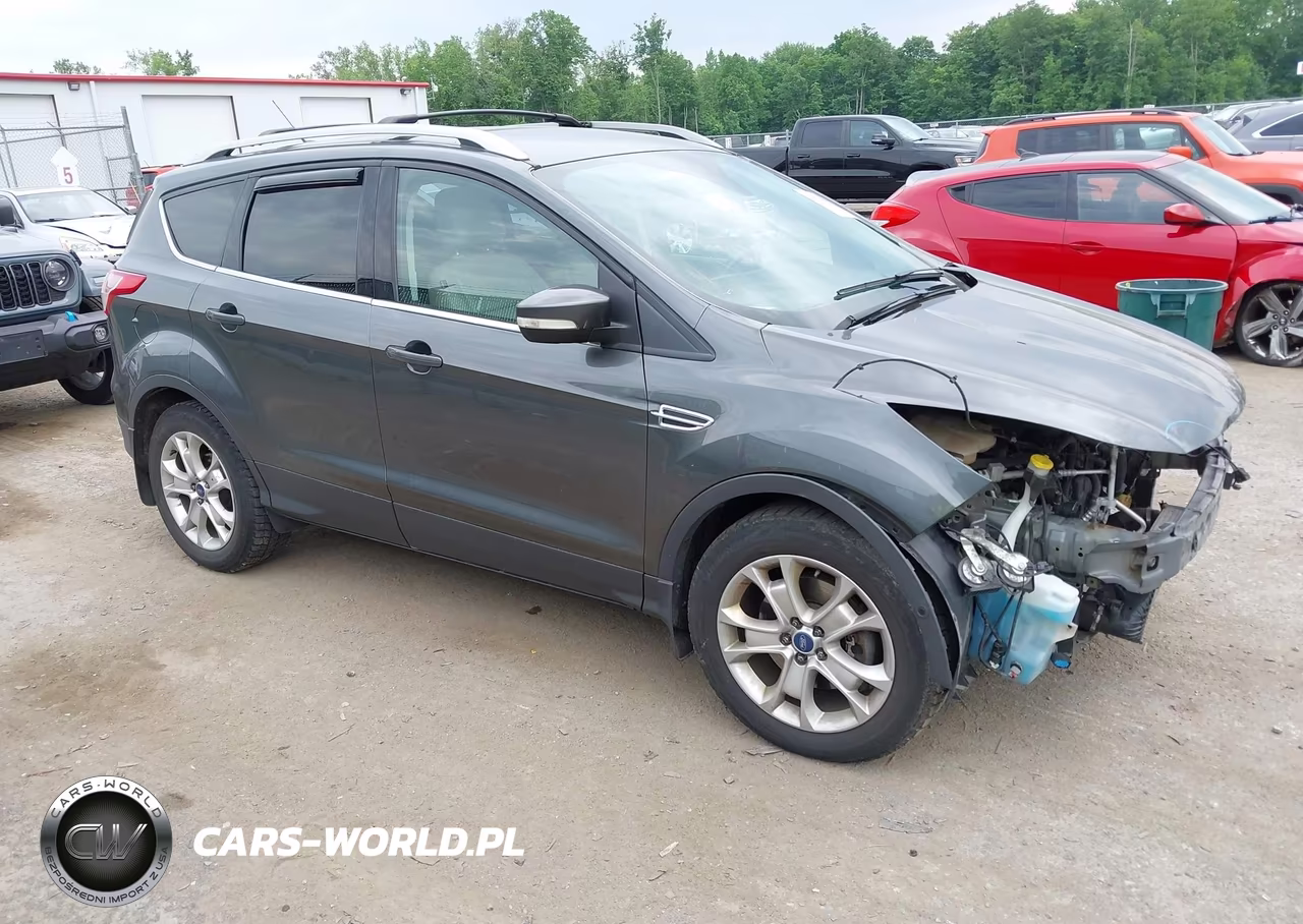 2016 Ford Escape Titanium – zdjęcie 1 z 16