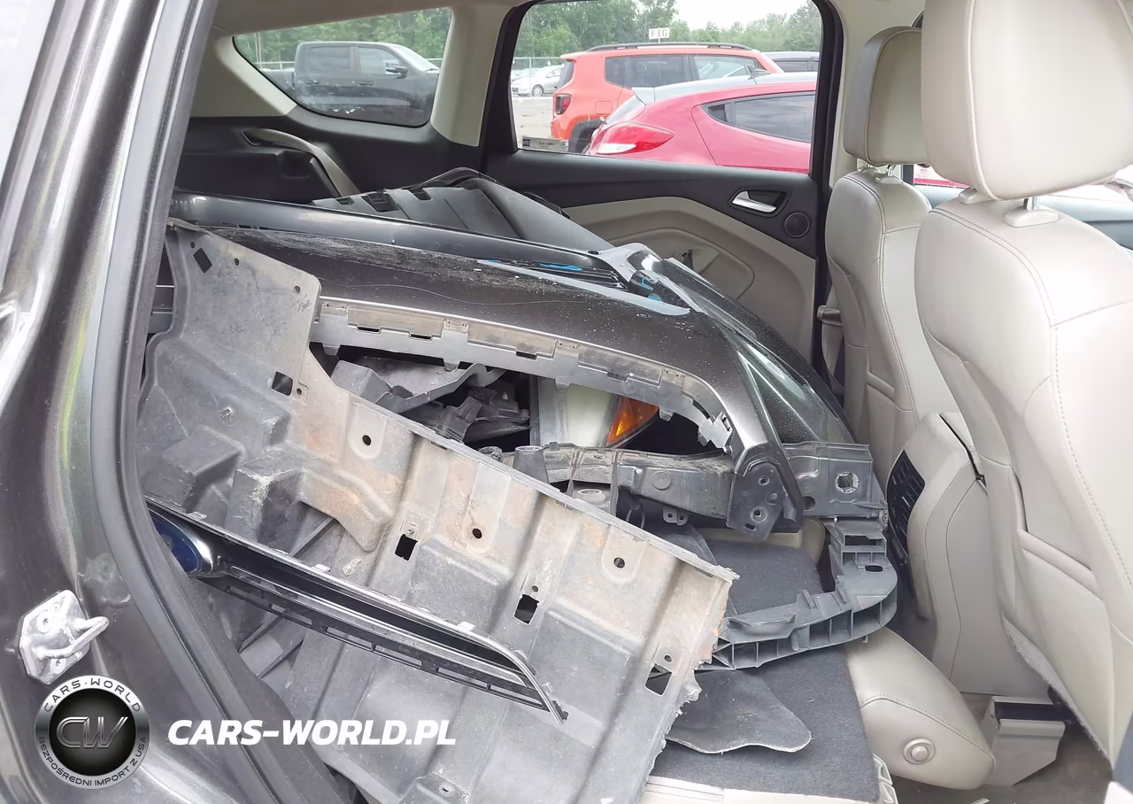 2016 Ford Escape Titanium VIN:1FMCU9J98GUB86744 - 8