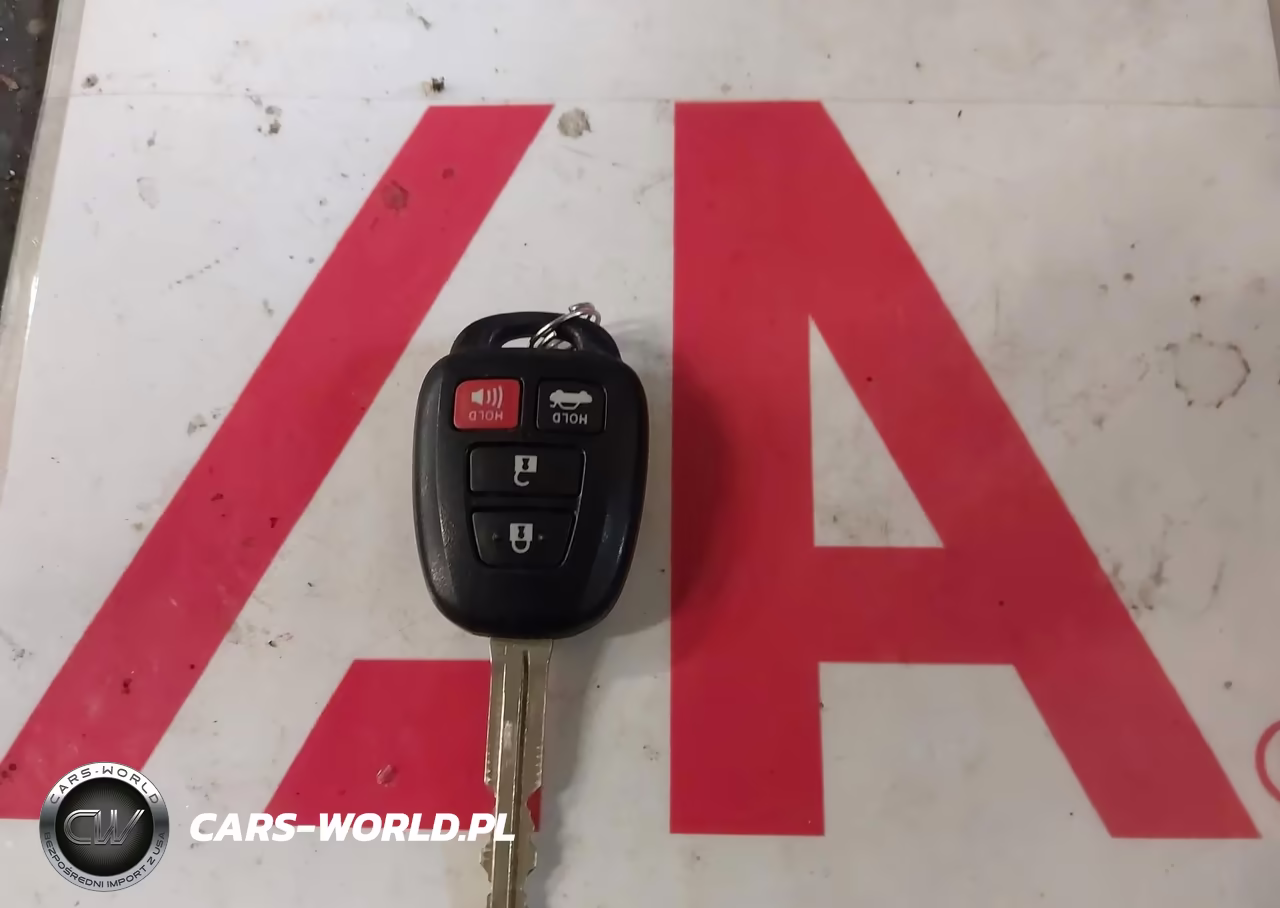 2015 Toyota Corolla Le Plus VIN:2T1BURHE3FC340985 - 11