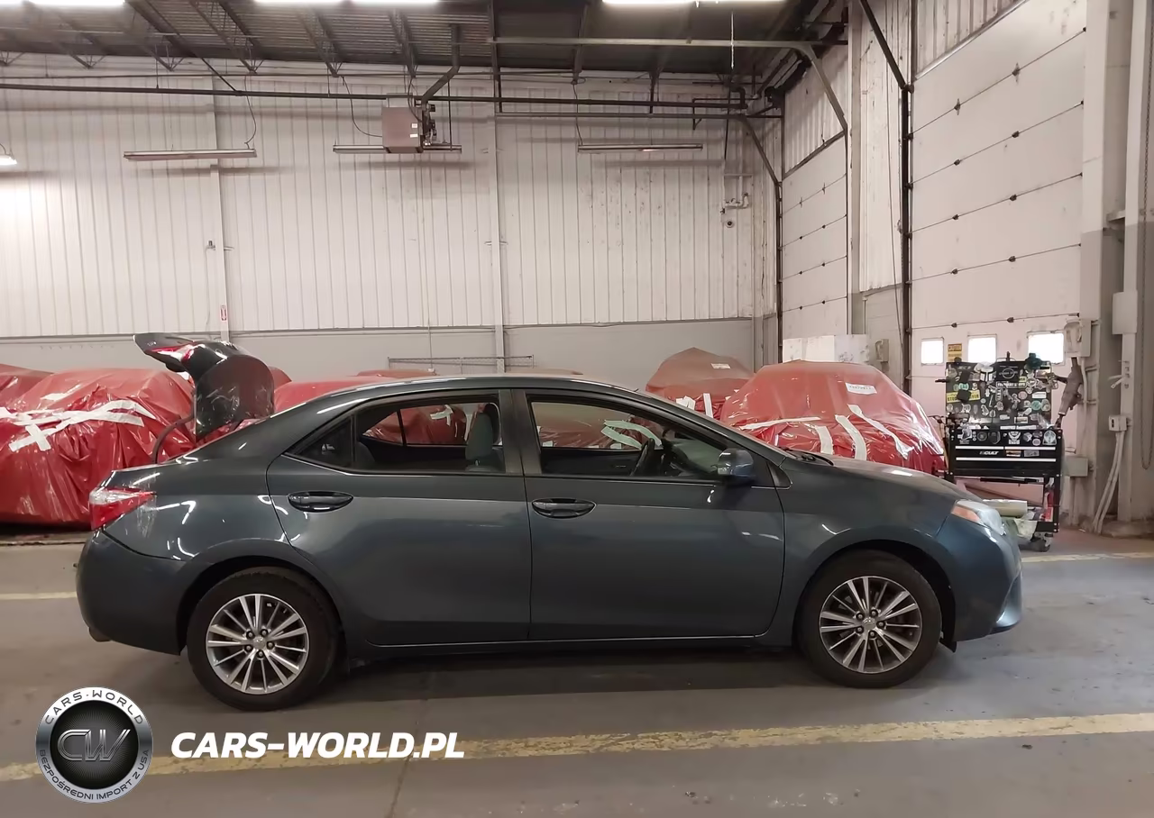2015 Toyota Corolla Le Plus VIN:2T1BURHE3FC340985 - 14