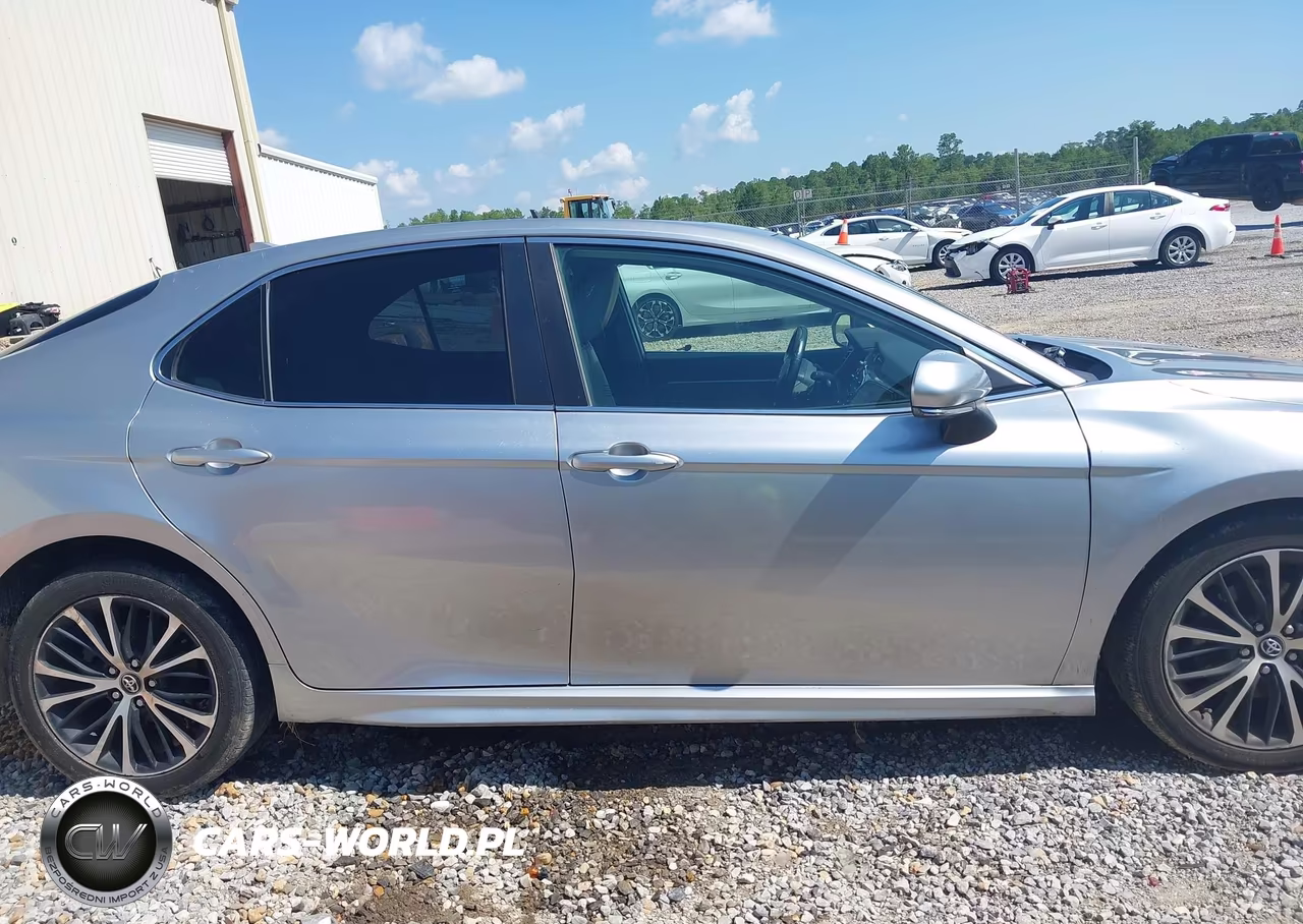 2020 Toyota Camry Se VIN:4T1J11AKXLU309863 - 13