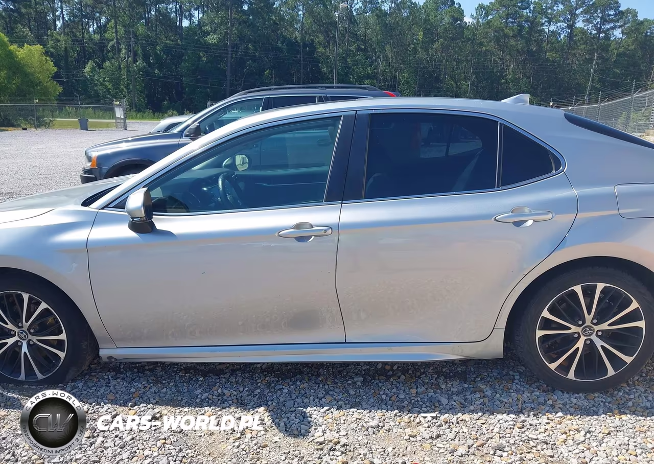 2020 Toyota Camry Se VIN:4T1J11AKXLU309863 - 14