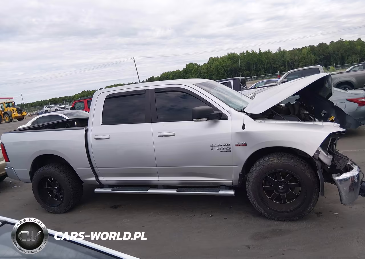 2019 Ram 1500 Classic Big Horn 4X4 5'7 Box VIN:1C6RR7LTXKS534326 - 14