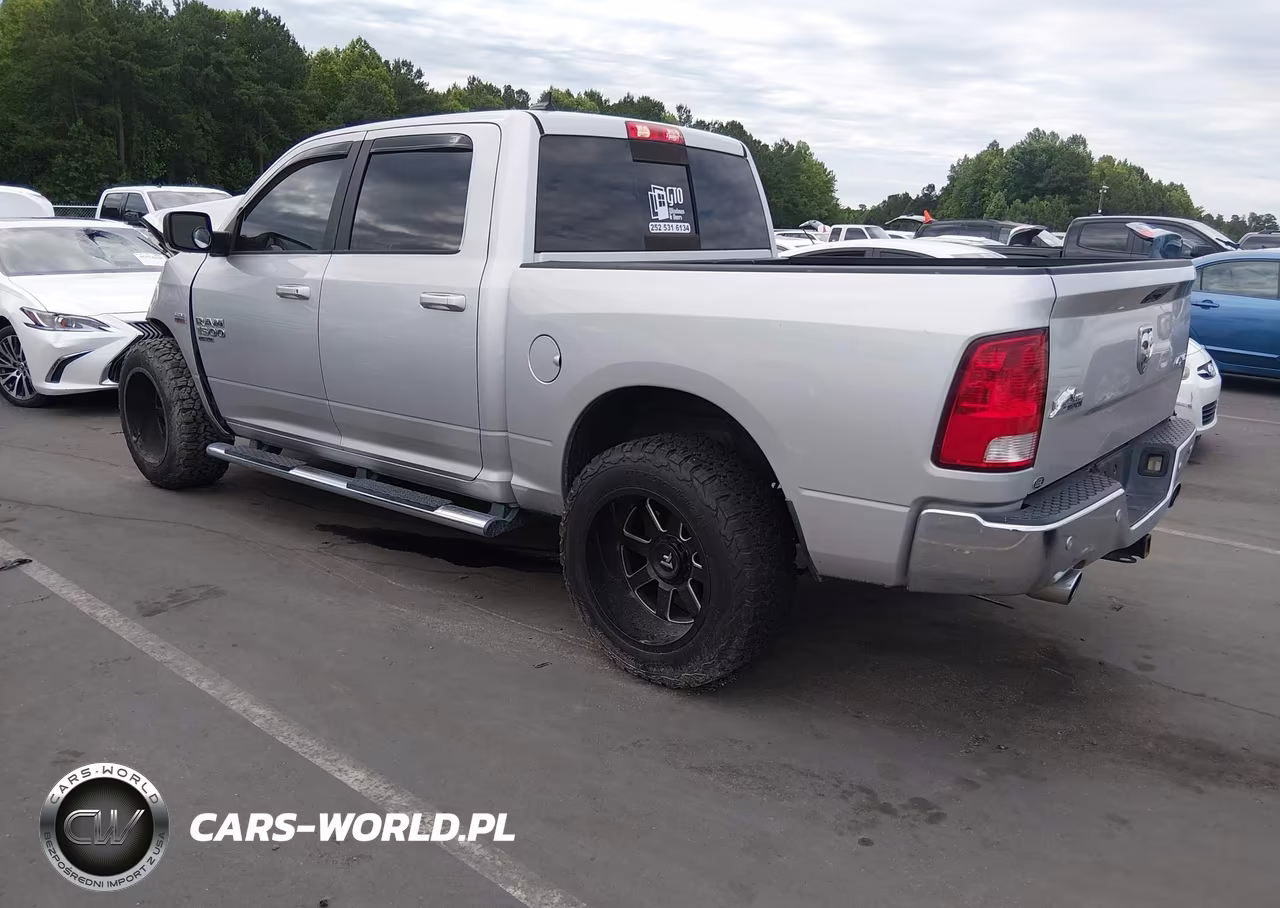 2019 Ram 1500 Classic Big Horn 4X4 5'7 Box VIN:1C6RR7LTXKS534326 - 3
