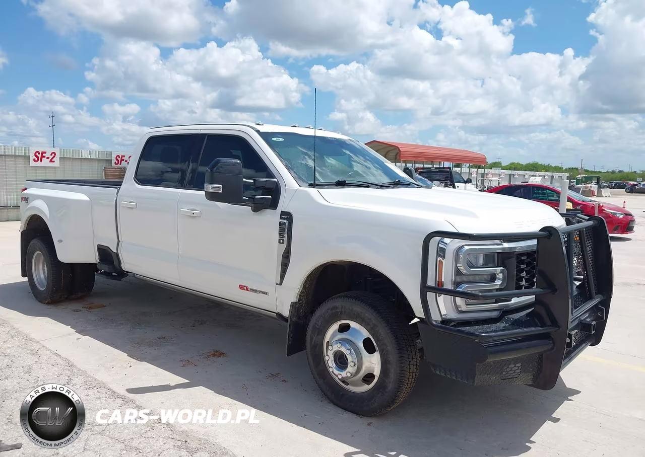 2024 Ford F-350 Lariat – zdjęcie 1 z 11