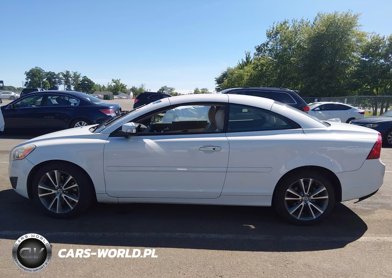 2011 Volvo C70 T5 VIN:YV1672MCXBJ118246 - 14