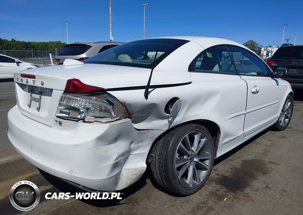 2011 Volvo C70 T5 VIN:YV1672MCXBJ118246 - 4