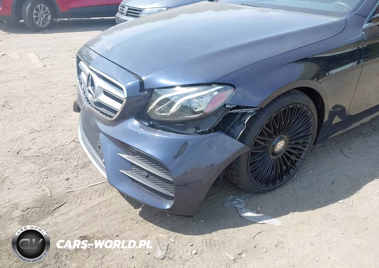 2018 Mercedes-Benz E 300 4Matic VIN:WDDZF4KBXJA332475 - 6