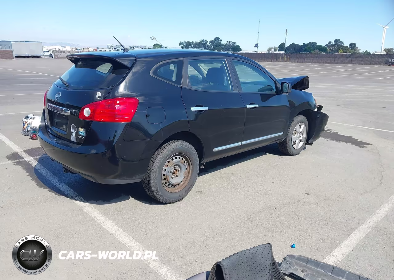 2013 Nissan Rogue S VIN:JN8AS5MV6DW658608 - 4