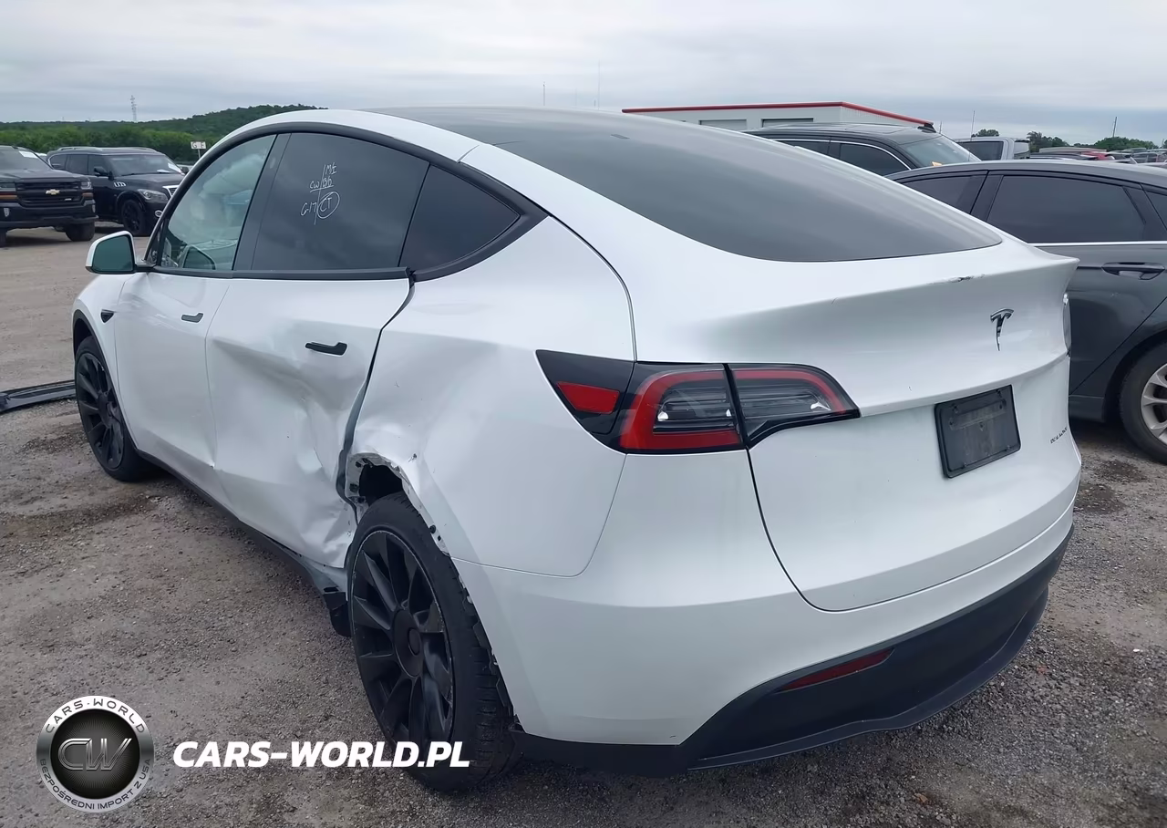 2023 Tesla Model Y Awd-Long Range Dual Motor All-Wheel Drive VIN:7SAYGDEE5PF607665 - 3