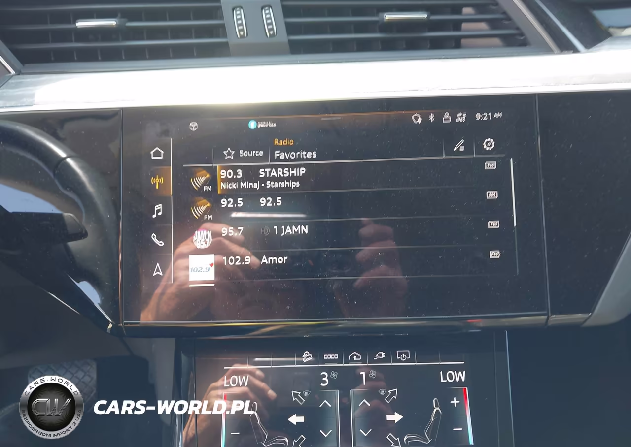 2022 Audi E-Tron Sportback Premium S Line Quattro VIN:WA11ABGE2NB023350 - 18