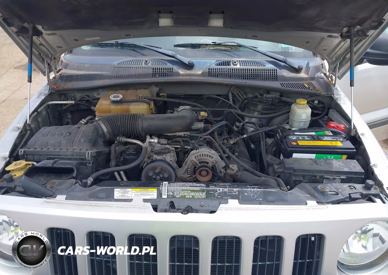 2005 Jeep Liberty Renegade VIN:1J4GL38K75W631484 - 10