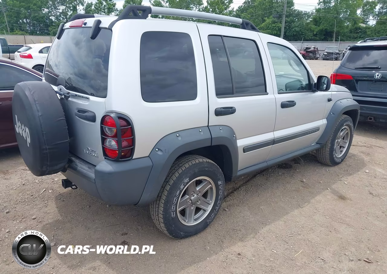 2005 Jeep Liberty Renegade VIN:1J4GL38K75W631484 - 4