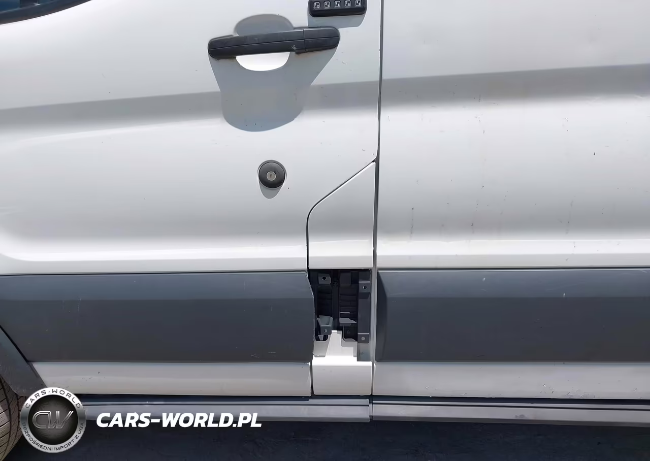 2017 Ford Transit-250 VIN:1FTYR1YM0HKA36051 - 21