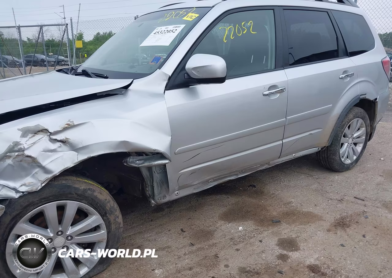2011 Subaru Forester 2.5X Limited VIN:JF2SHBFC4BH707946 - 6
