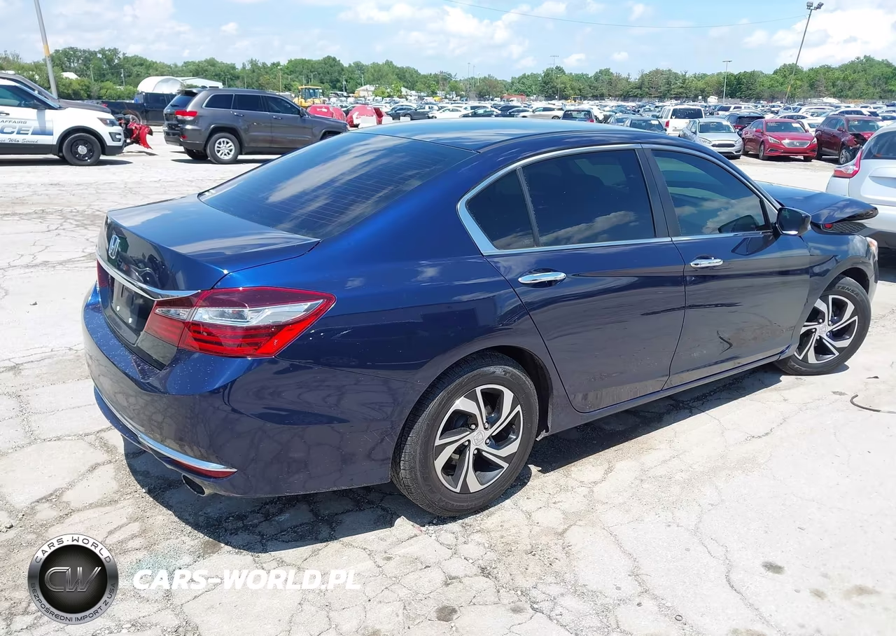 2017 Honda Accord Lx VIN:1HGCR2F3XHA308736 - 4