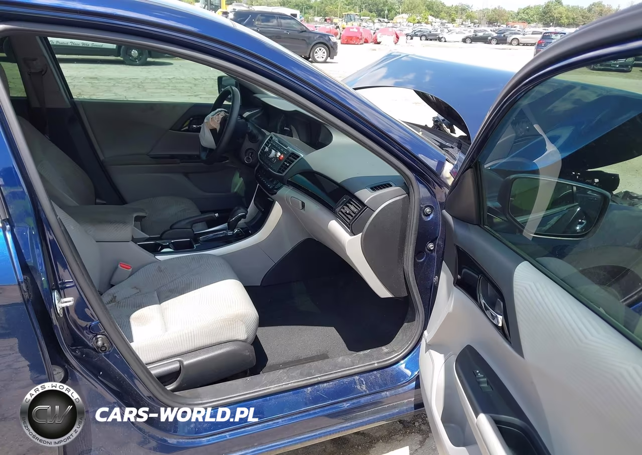 2017 Honda Accord Lx VIN:1HGCR2F3XHA308736 - 5