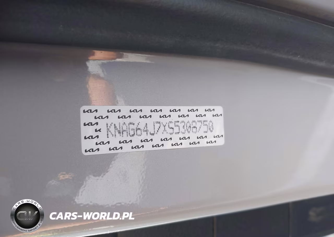2025 Kia K5 Gt-Line VIN:KNAG64J7XS5308750 - 9