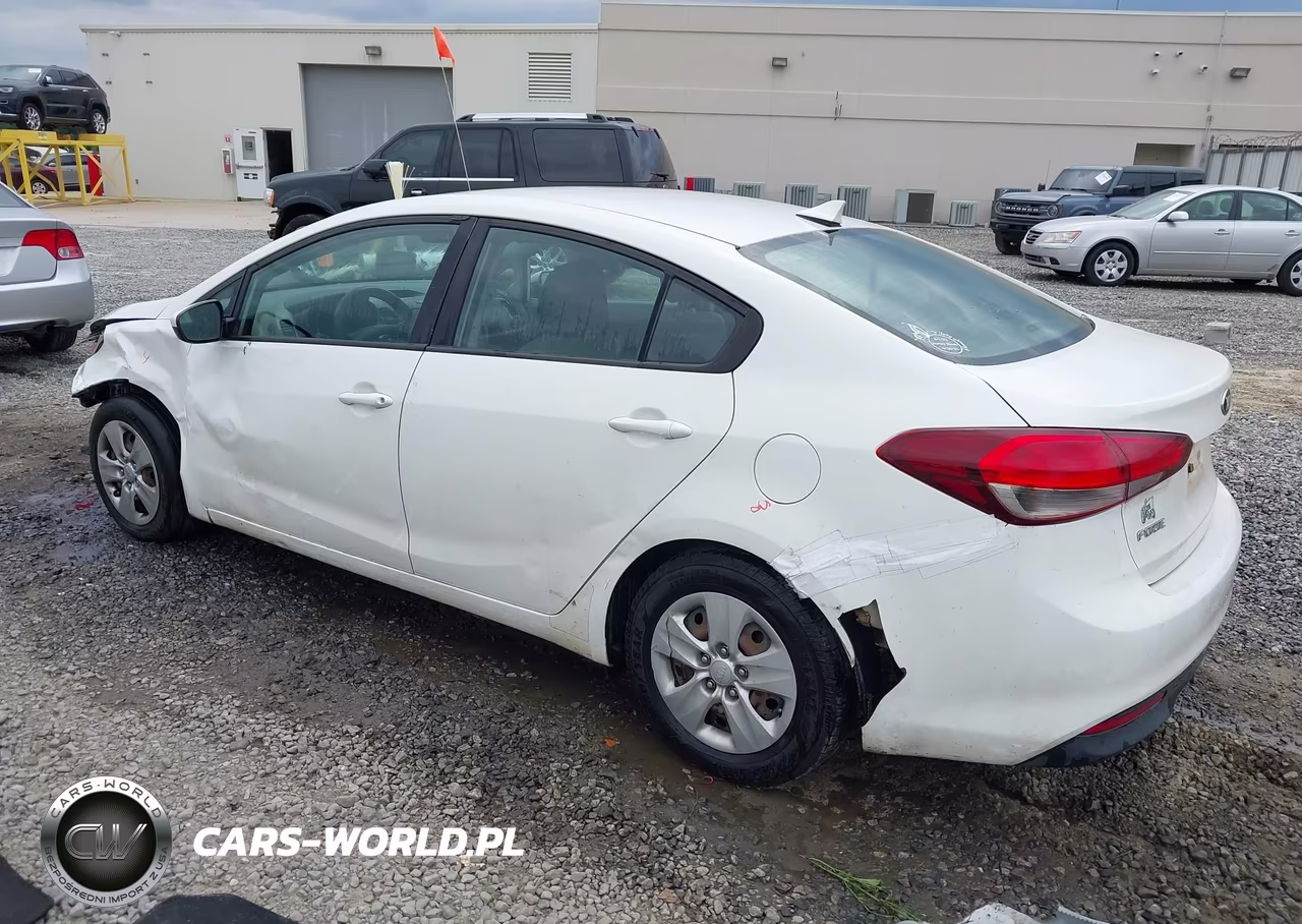 2017 Kia Forte Lx VIN:3KPFK4A73HE088018 - 3