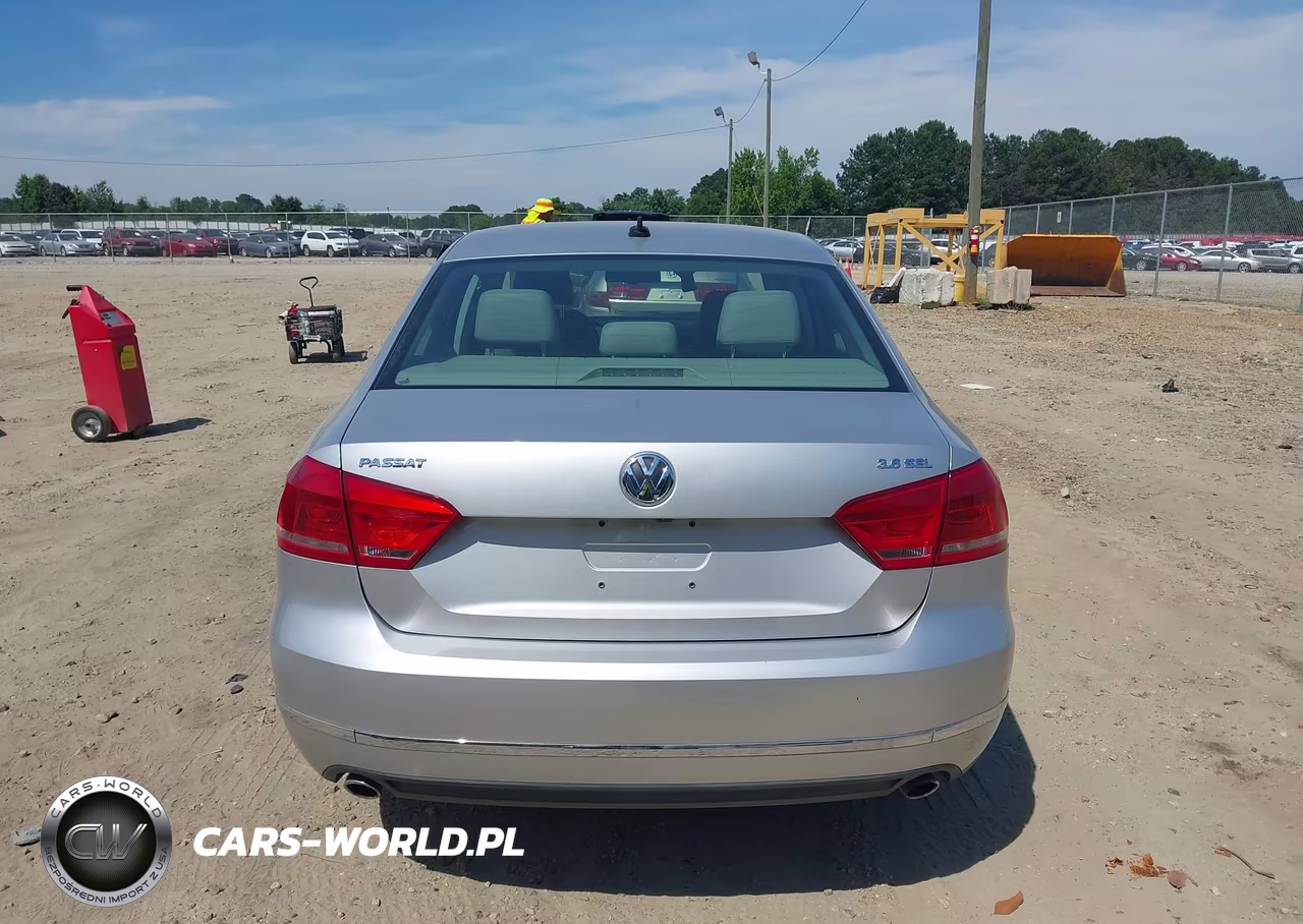 2013 Volkswagen Passat 3.6L V6 Sel Premium VIN:1VWCM7A32DC023896 - 16