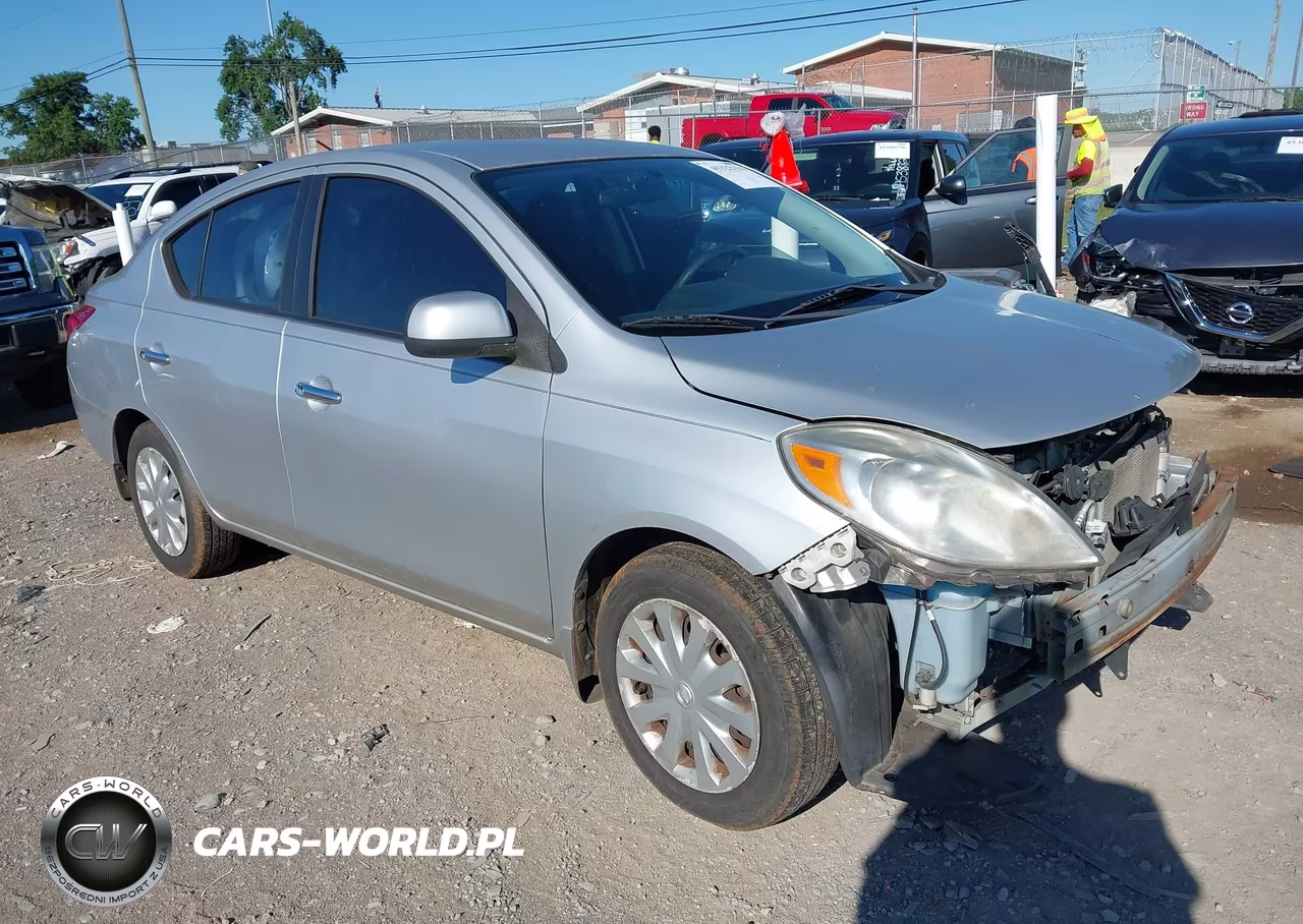 2012 Nissan Versa 1.6 Sv