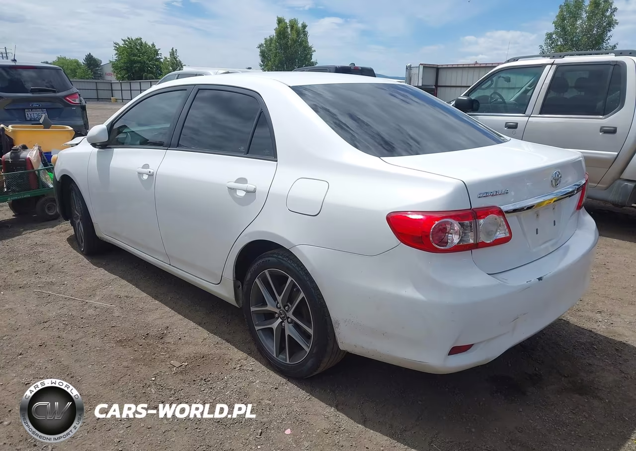 2011 Toyota Corolla Le VIN:2T1BU4EE6BC585880 - 3