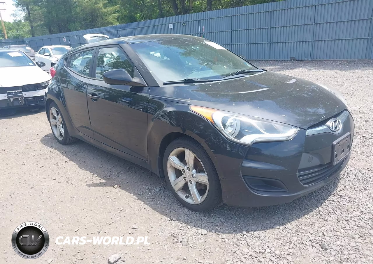 2014 Hyundai Veloster Base W-Black