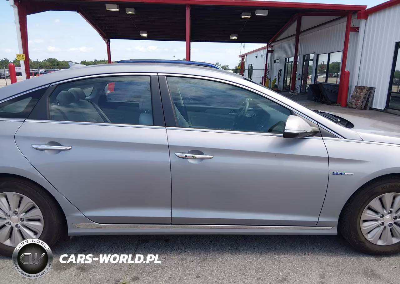 2016 Hyundai Sonata Hybrid Se VIN:KMHE24L19GA039097 - 13