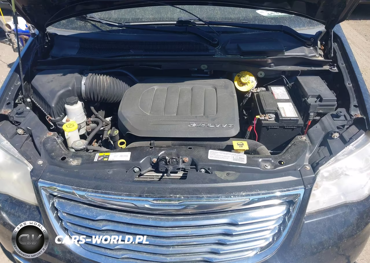 2014 Chrysler Town & Country Touring VIN:2C4RC1BG5ER195623 - 10