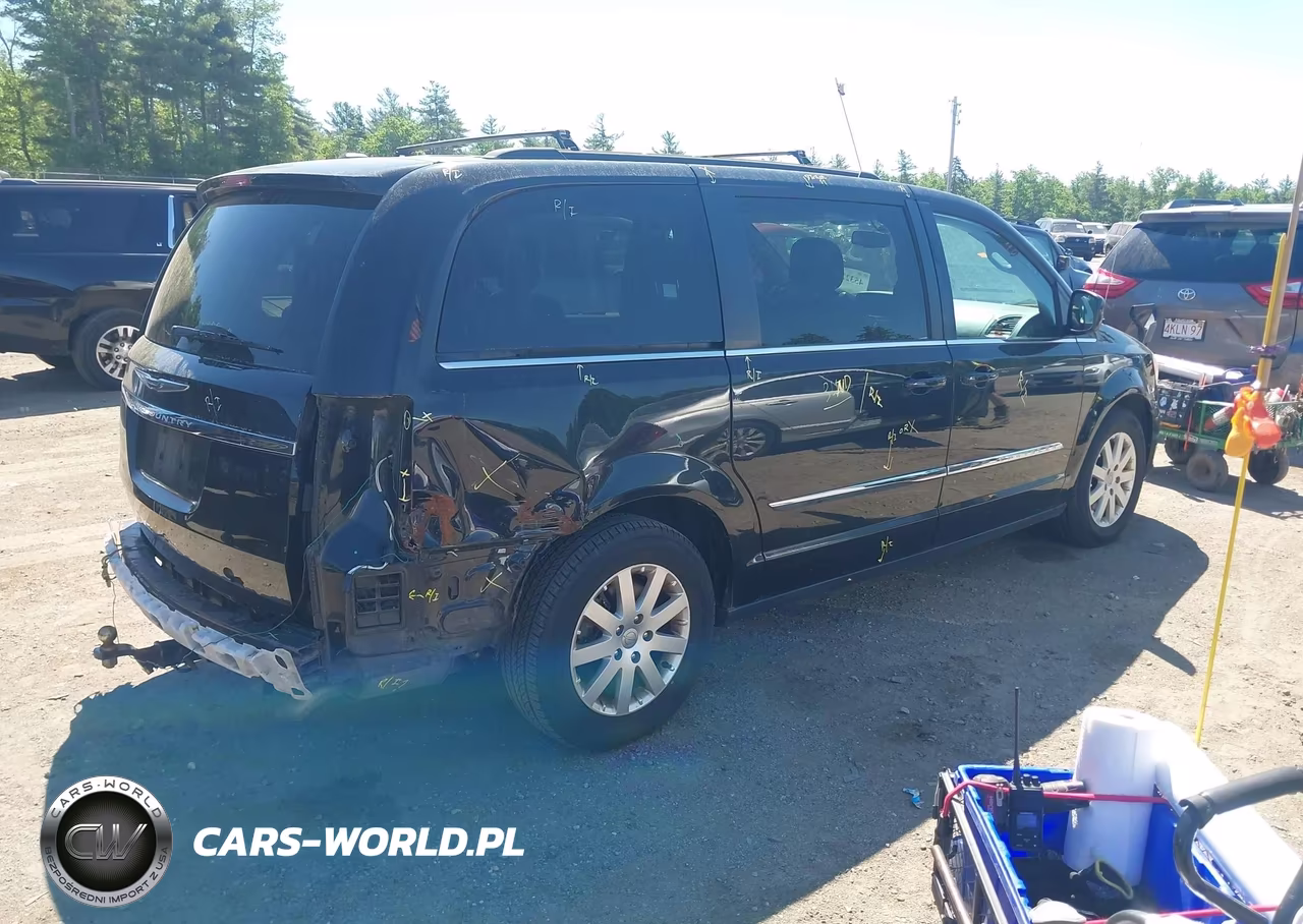 2014 Chrysler Town & Country Touring VIN:2C4RC1BG5ER195623 - 4