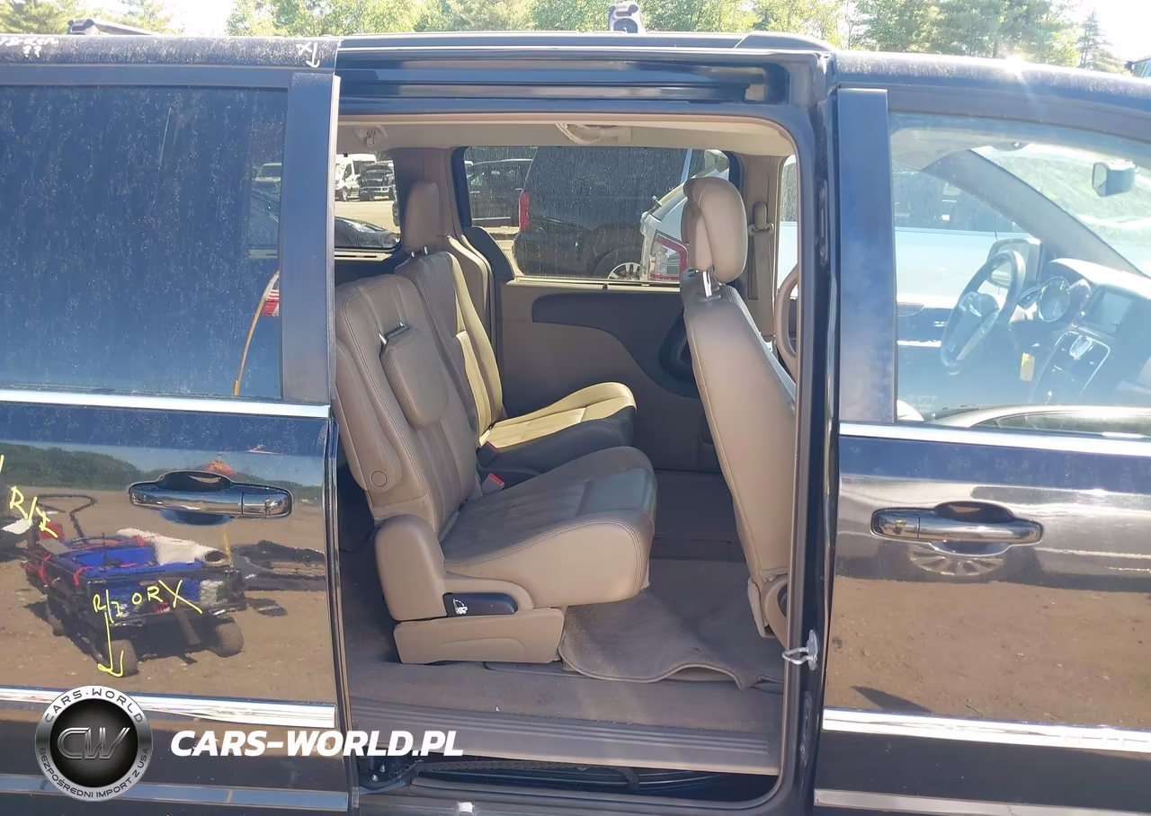 2014 Chrysler Town & Country Touring VIN:2C4RC1BG5ER195623 - 8