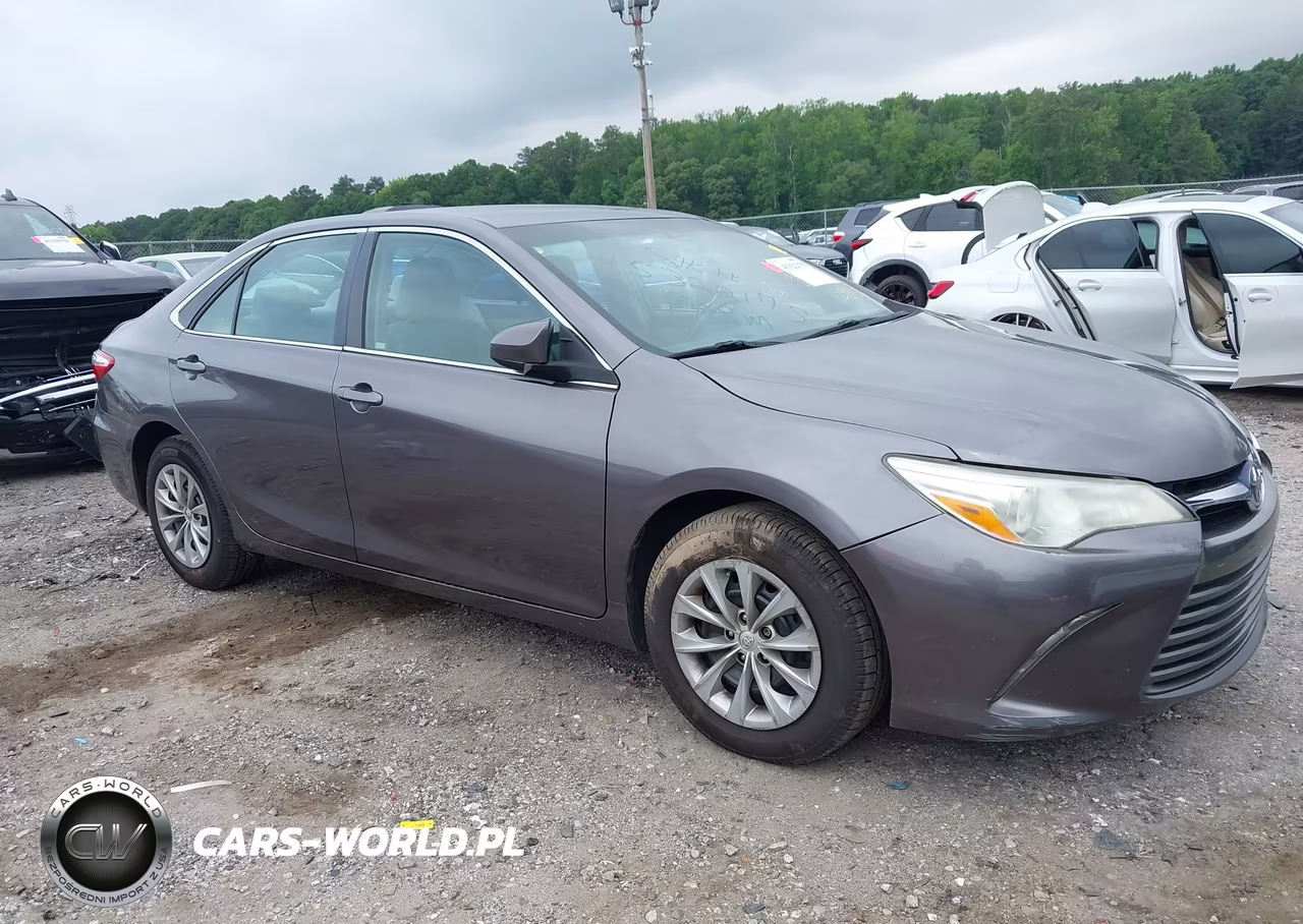 2016 Toyota Camry Le VIN:4T1BF1FK0GU129733 - 13