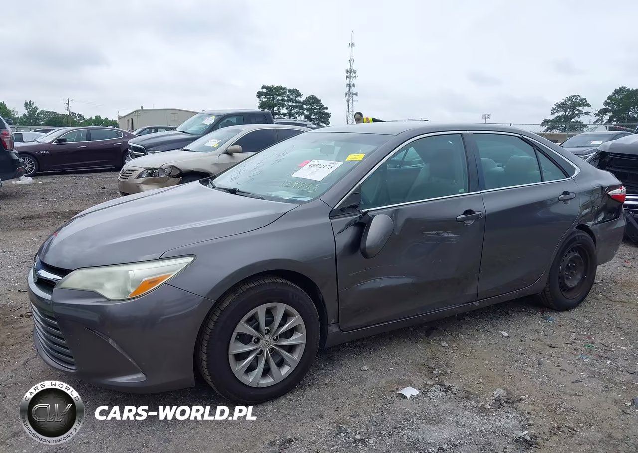 2016 Toyota Camry Le VIN:4T1BF1FK0GU129733 - 6