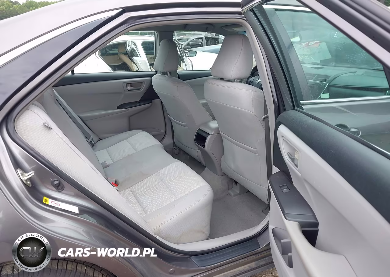 2016 Toyota Camry Le VIN:4T1BF1FK0GU129733 - 8