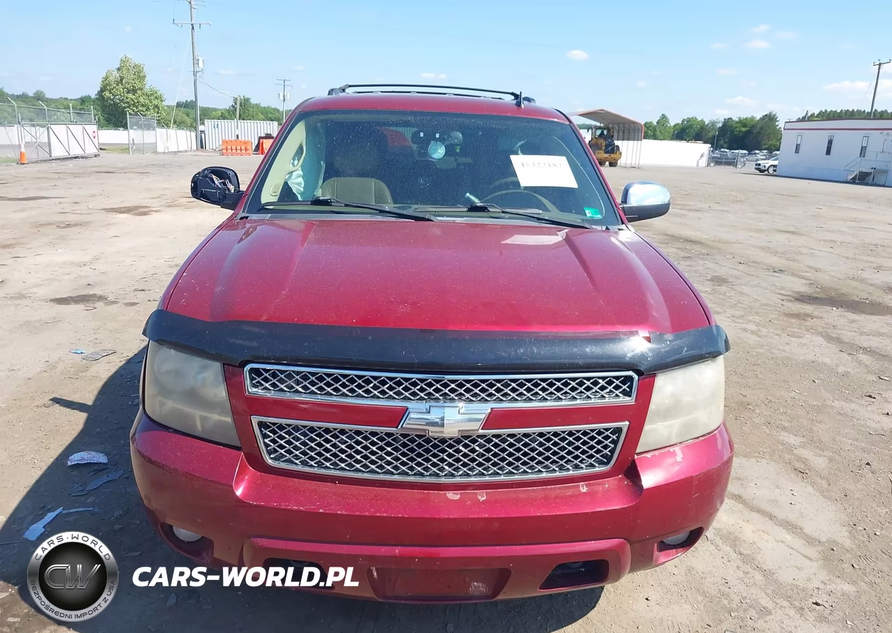 2010 Chevrolet Tahoe Ltz VIN:1GNUKCE03AR143776 - 12