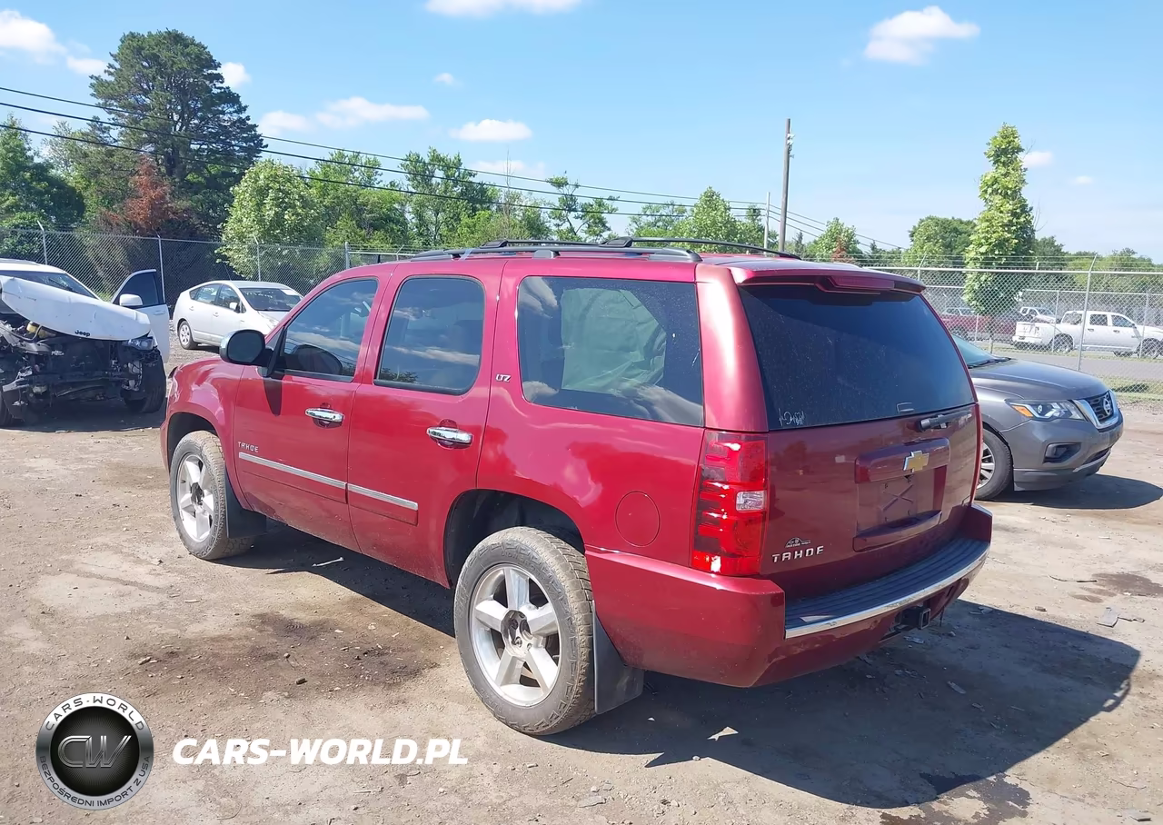 2010 Chevrolet Tahoe Ltz VIN:1GNUKCE03AR143776 - 3