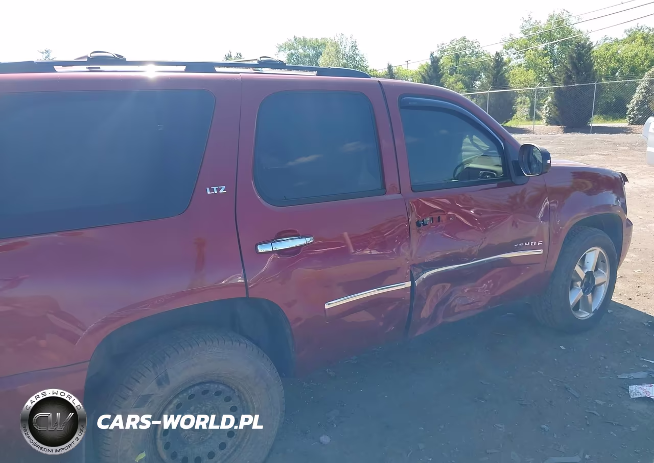 2010 Chevrolet Tahoe Ltz VIN:1GNUKCE03AR143776 - 6
